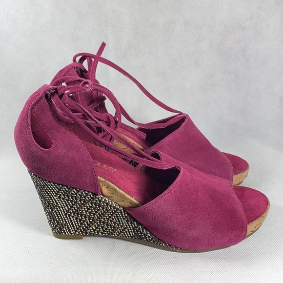 Aerosoles Spring Plush Dark Rose Suede Espadrille - Picture 2 of 8